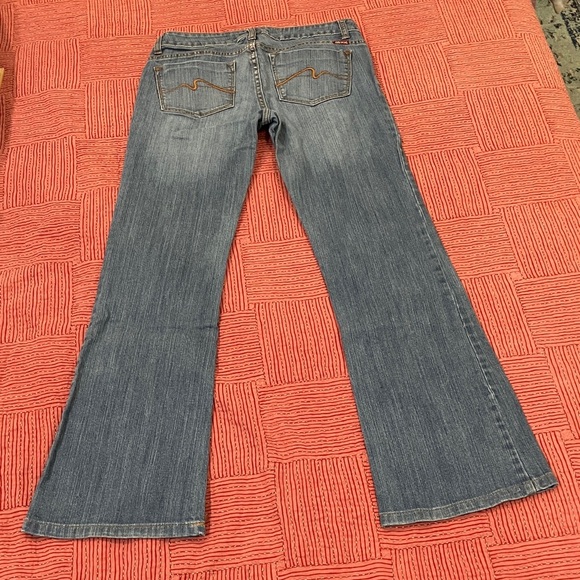 Women’s W30L30 British jeans Makers of True Originals lightly flared - Picture 6 of 16